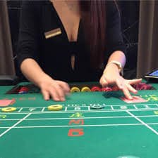 Filipino player using ah888 mobile app on Android smartphone